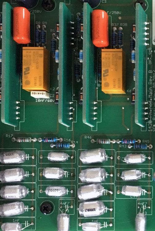 SPL Phonos, Douglas Self Design